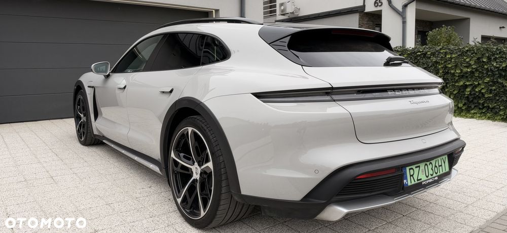 Porsche Taycan 105kWh 4 - 4