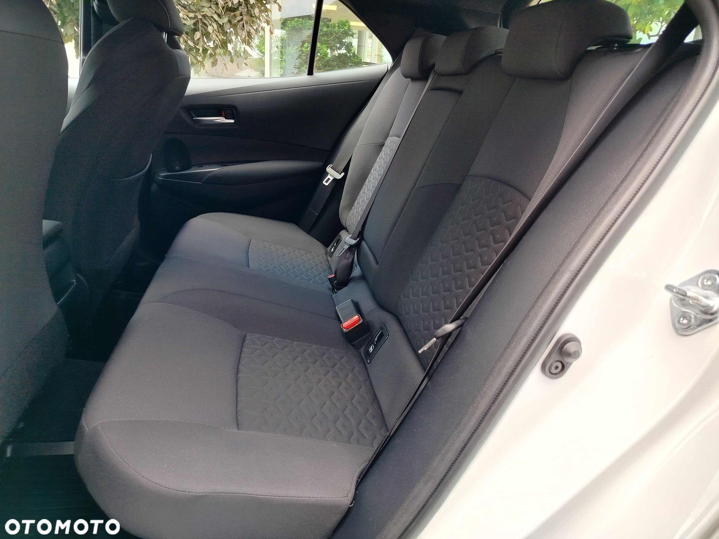 Toyota Corolla 1.8 Hybrid Comfort - 7