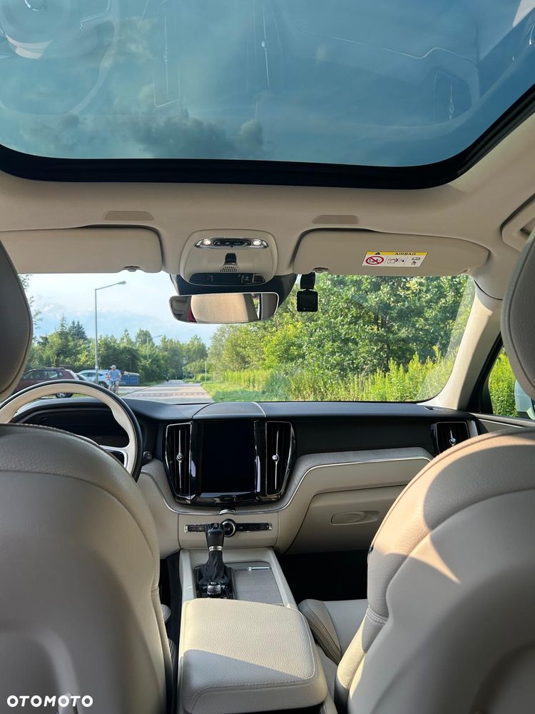 Volvo Xc 60 2018 photo 4