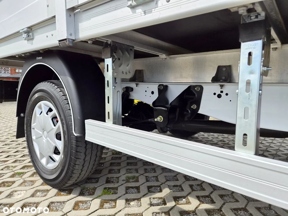Ford Transit - 26