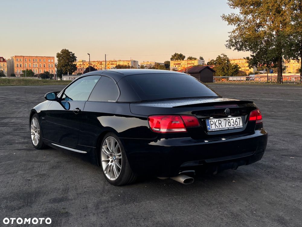 BMW Seria 3 320i - 5