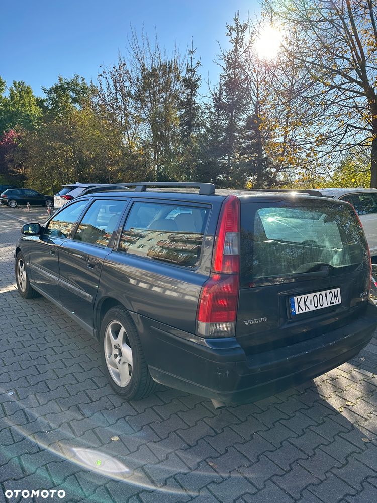 Volvo V70 D5 - 3