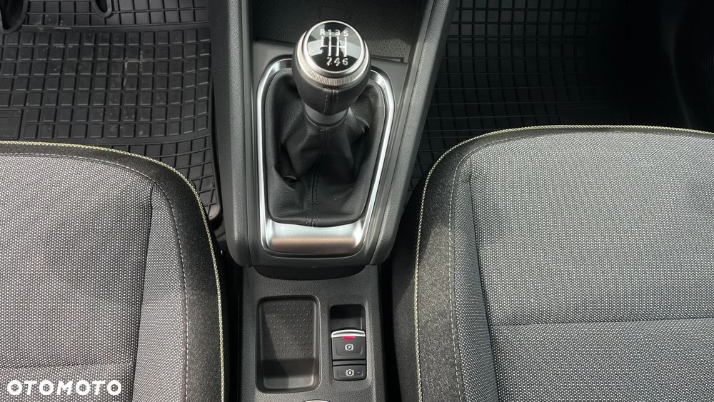 Renault Captur - 16