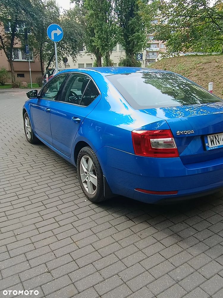 Skoda Octavia 1.6 TDI SCR Ambition - 2