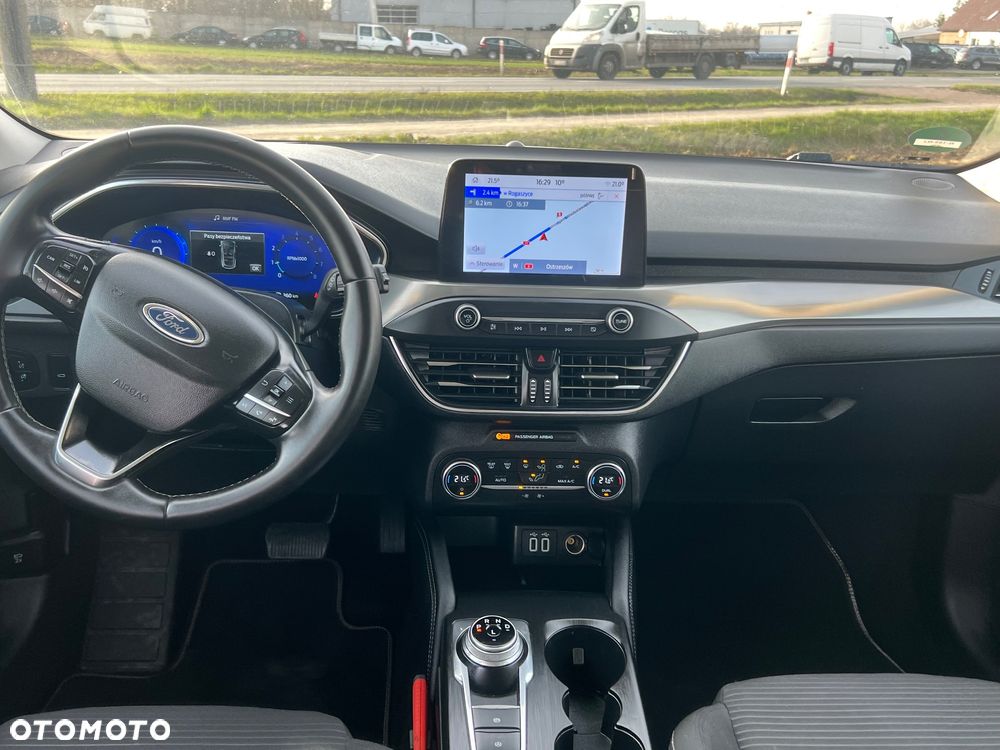 Ford Focus 1.0 EcoBoost Start-Stopp-System TITANIUM X - 9