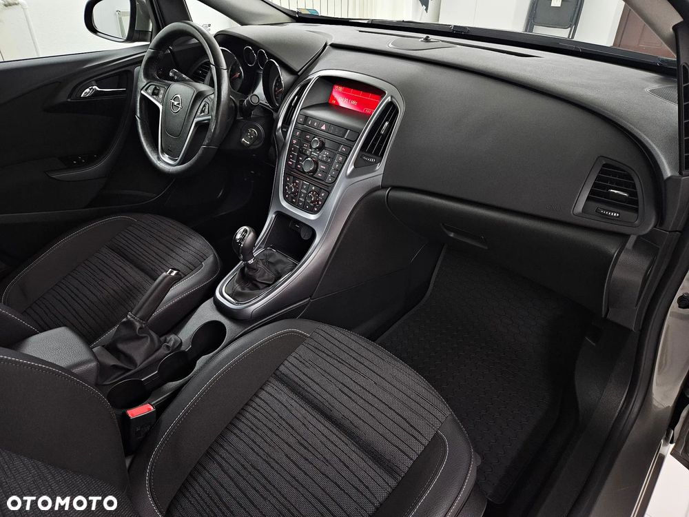 Opel Astra - 8