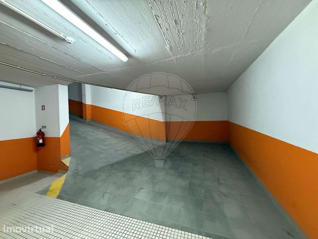 Garagem  para arrendamento - Grande imagem: 3/6