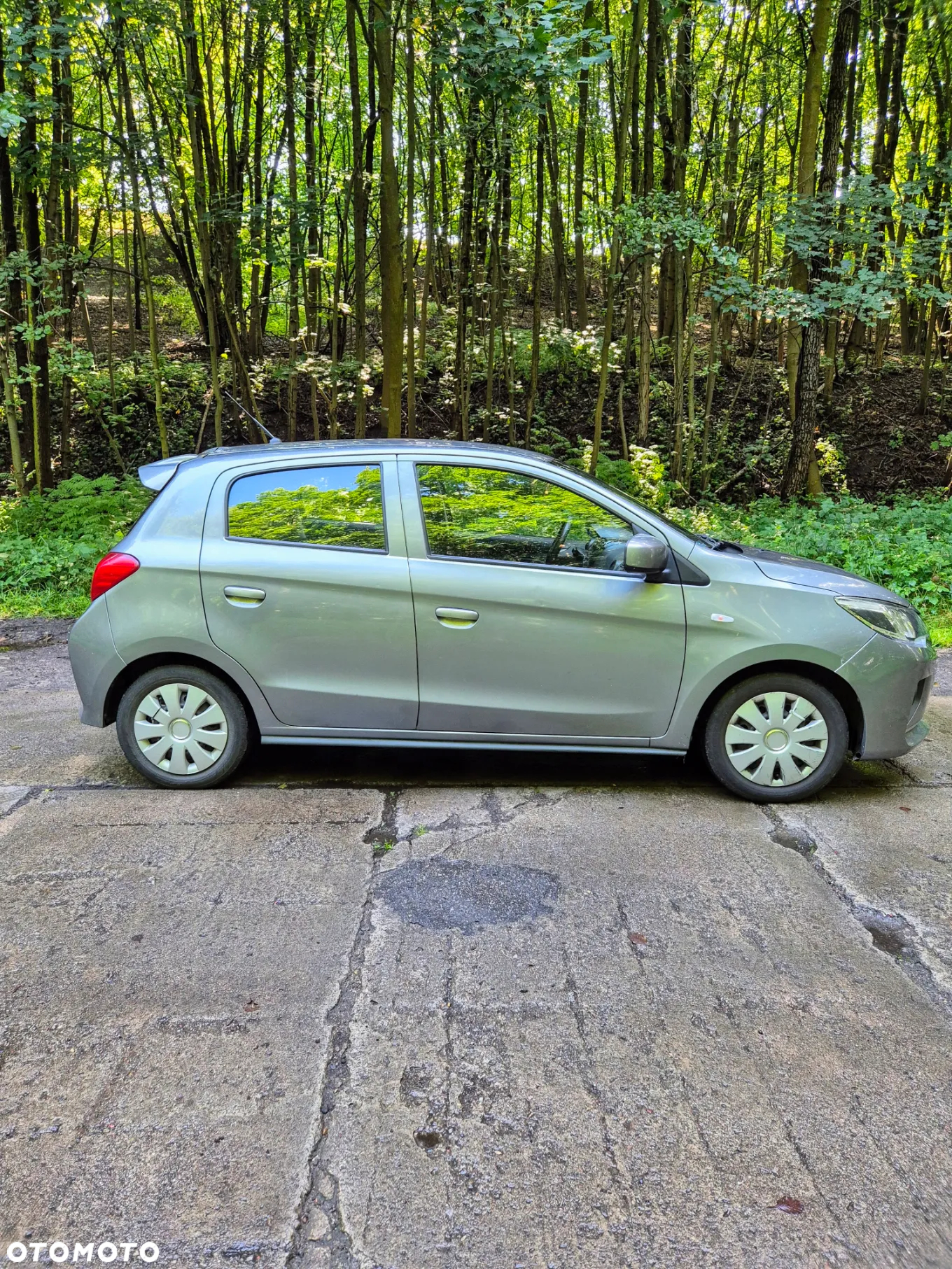 Mitsubishi Space Star - 3