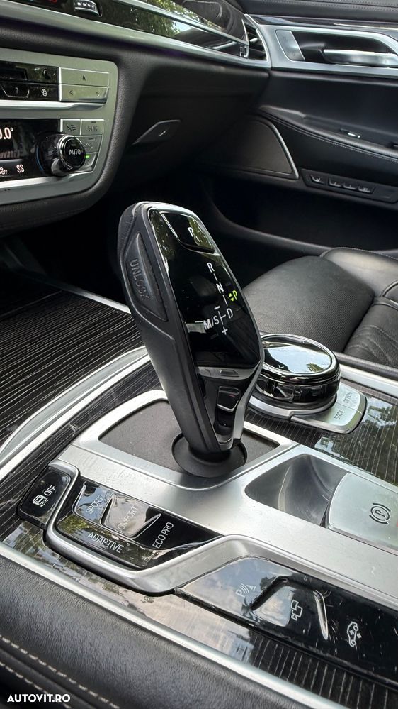 BMW Seria 7 - 21