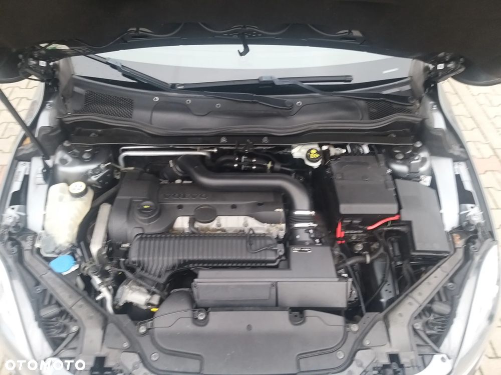 Volvo V40 Cross Country T4 AWD Momentum - 33