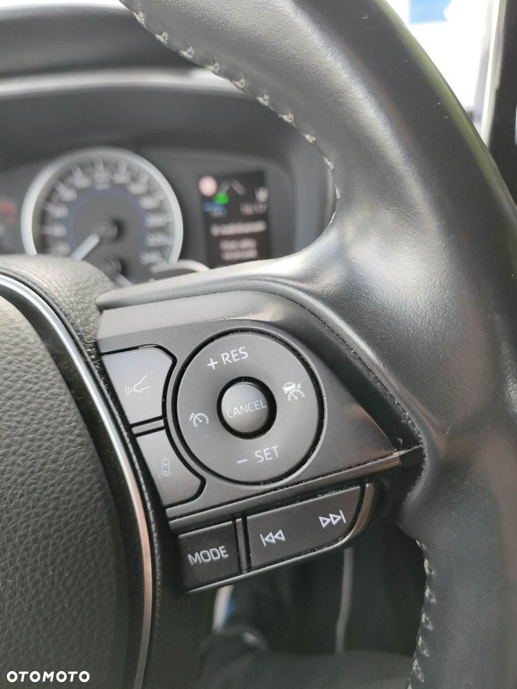 Toyota Corolla 2.0 Hybrid Comfort - 36