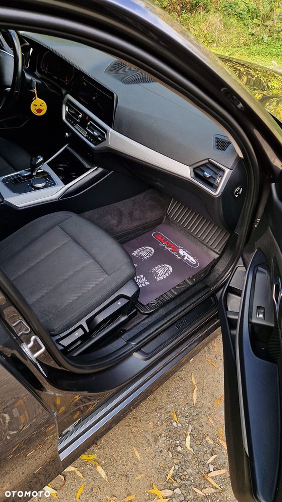 BMW Seria 3 - 18