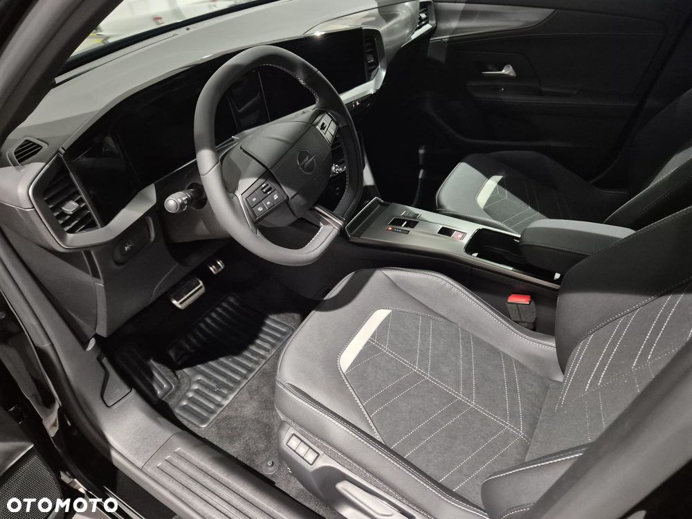 Opel Mokka 1.2 T mHEV GS S&S eDTC6 - 11