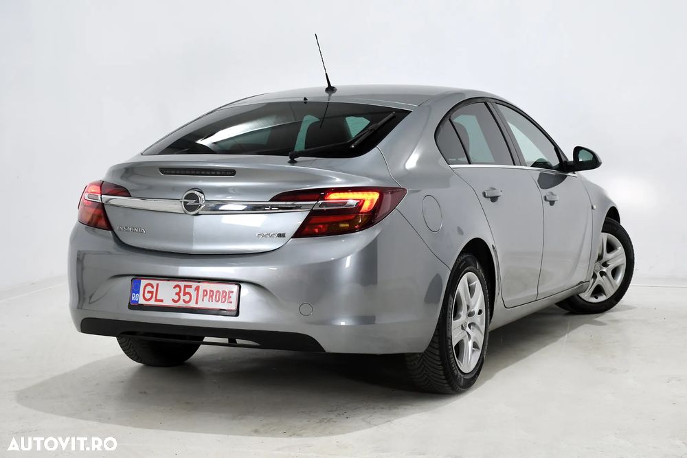 Opel Insignia 2.0 CDTi ECOTEC ECOFLEX Star/Stop - 10