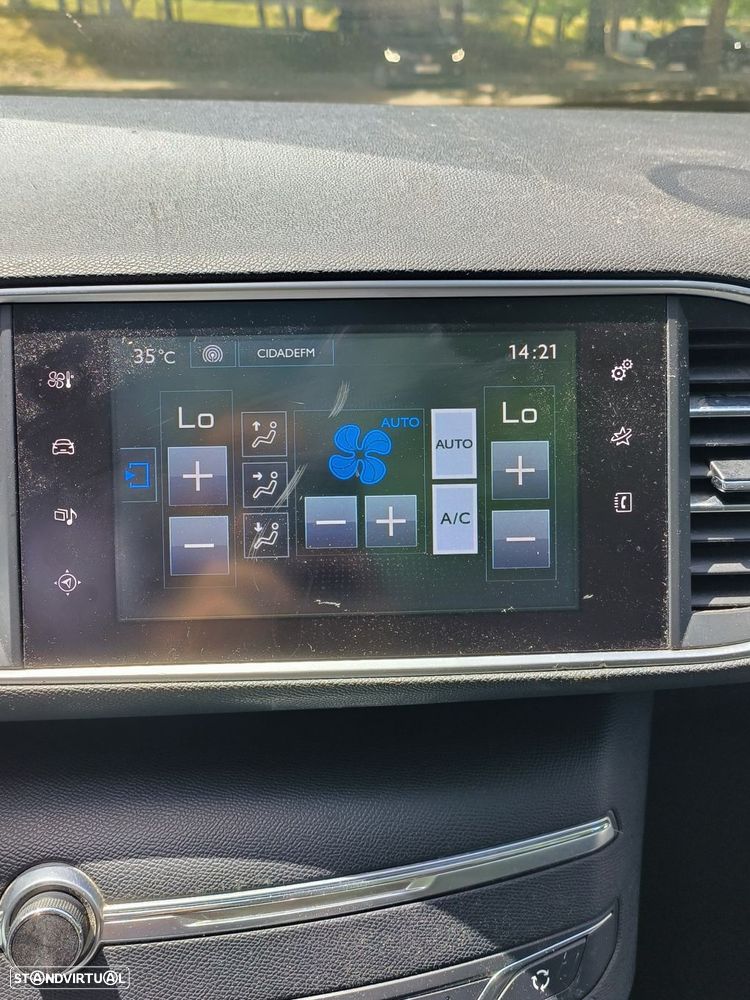 Peugeot 308 SW 1.6 e-HDi Allure - 23