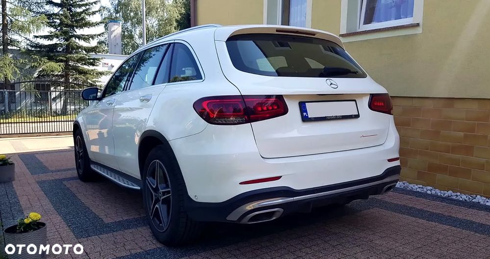 Mercedes-Benz GLC 220 d 4Matic 9G-TRONIC AMG Line - 4