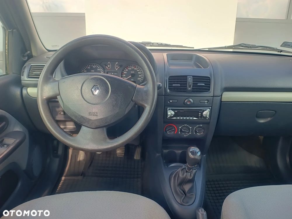 Renault Clio 1.2 16V Alize - 20