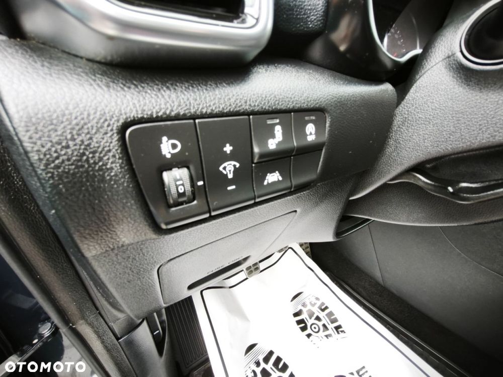 Kia Sportage - 13