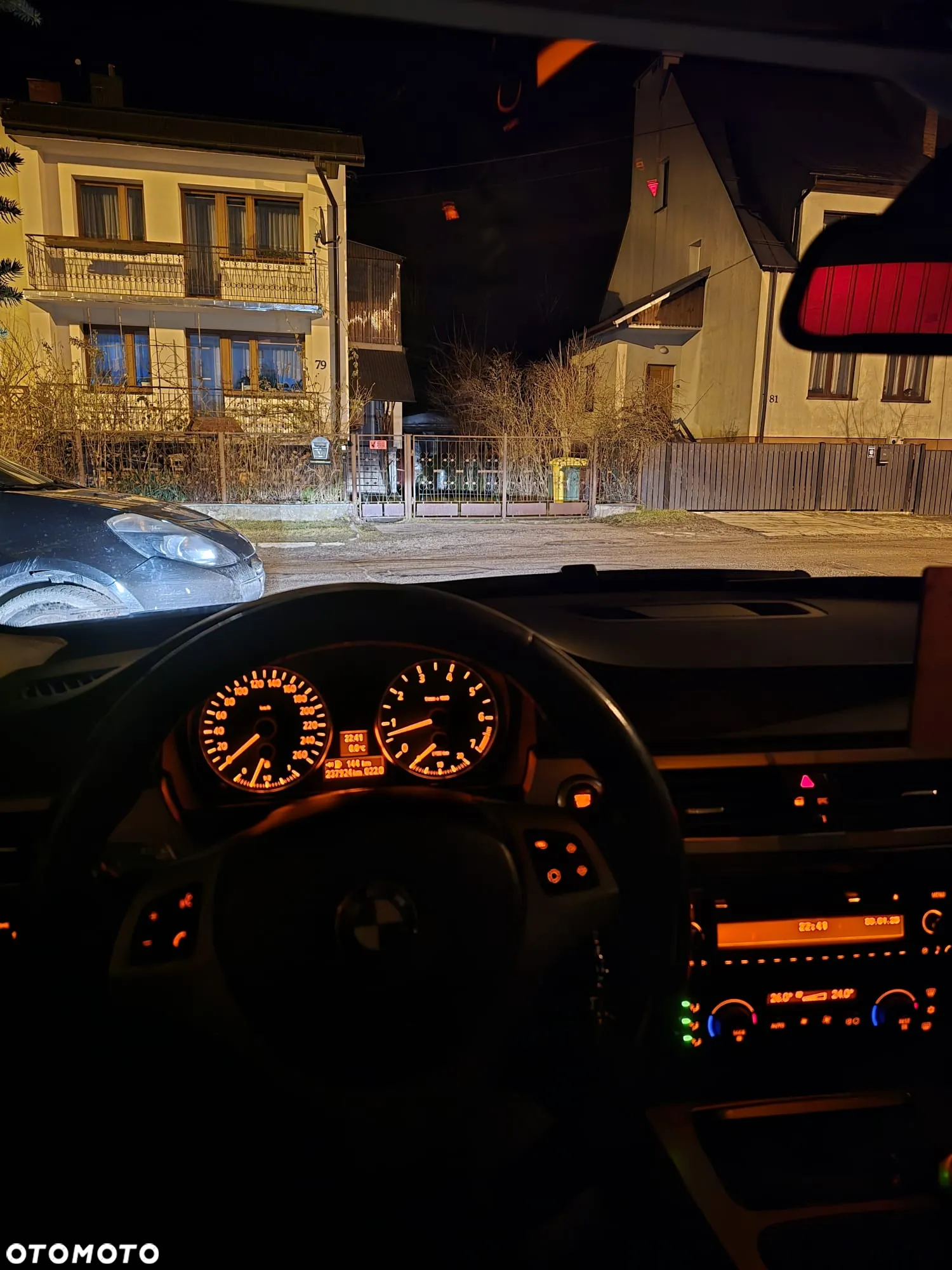 BMW Seria 3 320i - 11