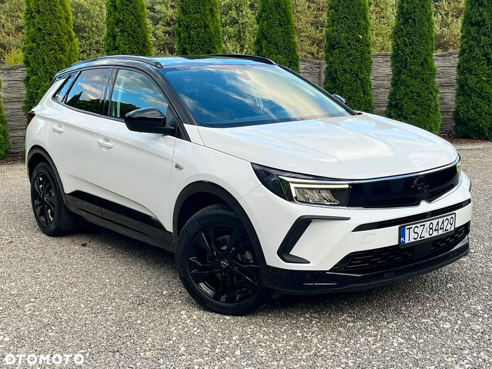 Opel Grandland X 1.2 Start/Stop Automatik INNOVATION - 1