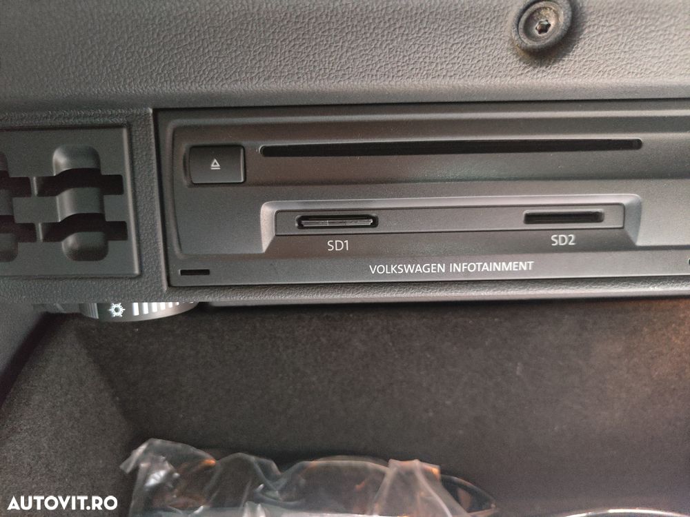 Volkswagen Golf - 21