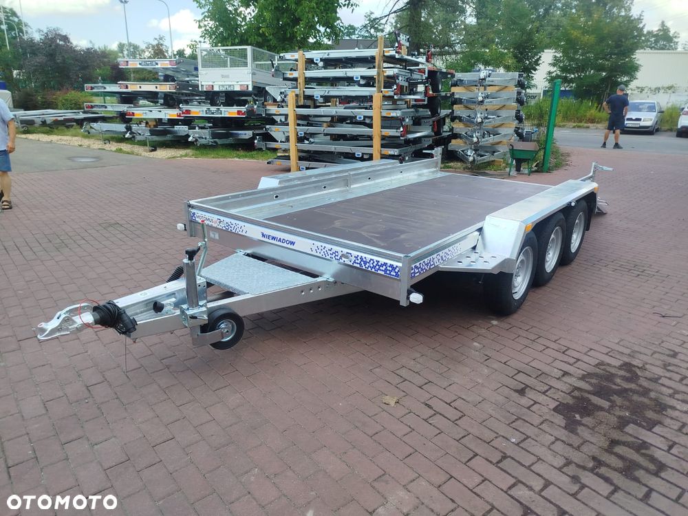 Niewiadów Przyczepa do przewozu sprzętu budowlanego Niewiadów K4035 406x195cm 3500kg 3 osie pod koparke koparka walec MOTOMUS - 1