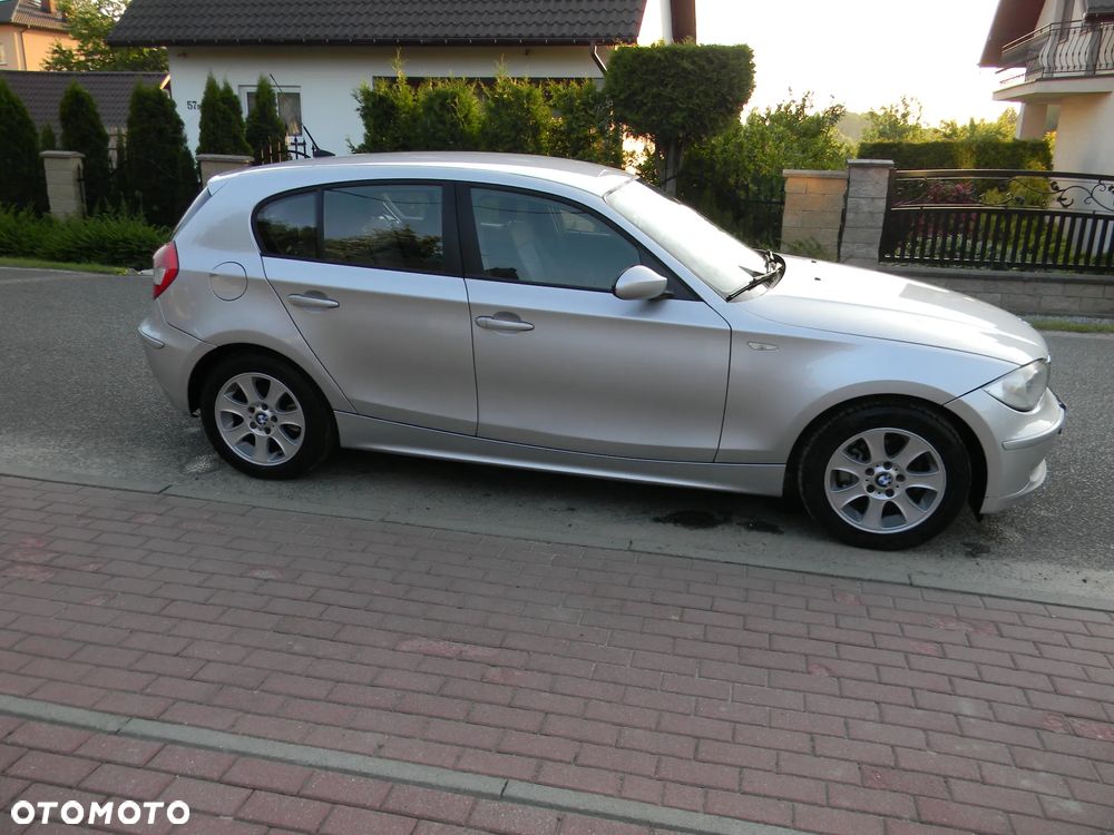 BMW Seria 1 116i - 28