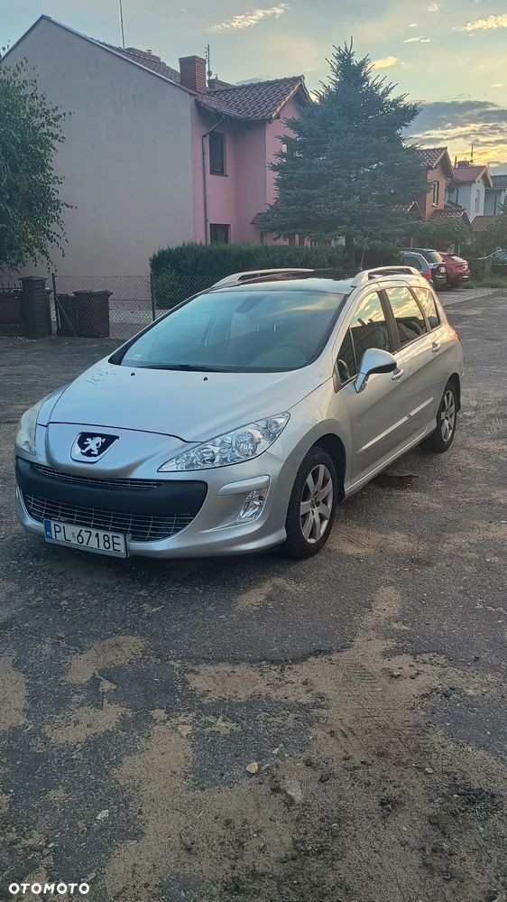 Peugeot 308 HDi FAP 135 Platinum - 3
