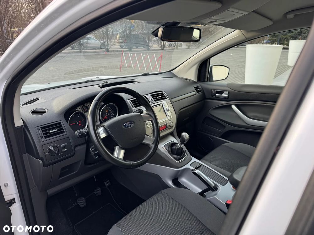 Ford Kuga 2.0 TDCi 4x4 Titanium - 7