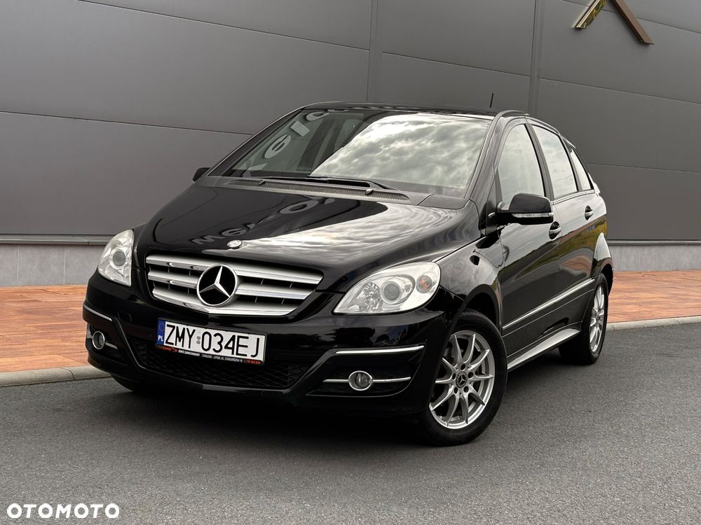 Mercedes-Benz Klasa B 180 - 12