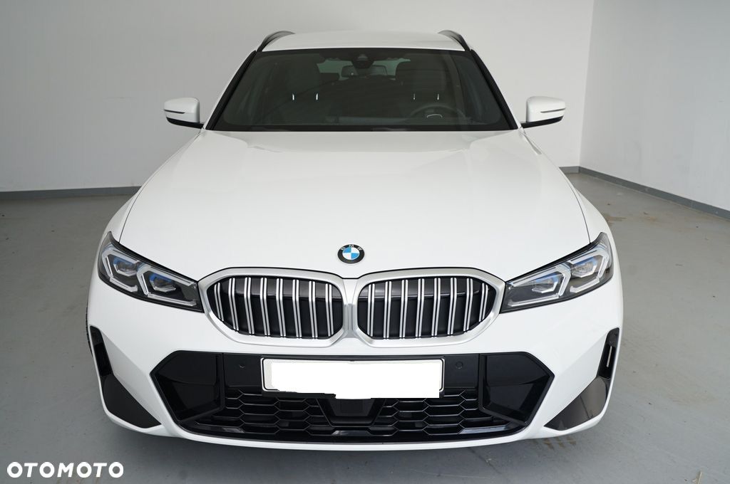 BMW Seria 3 320d Touring xDrive - 1