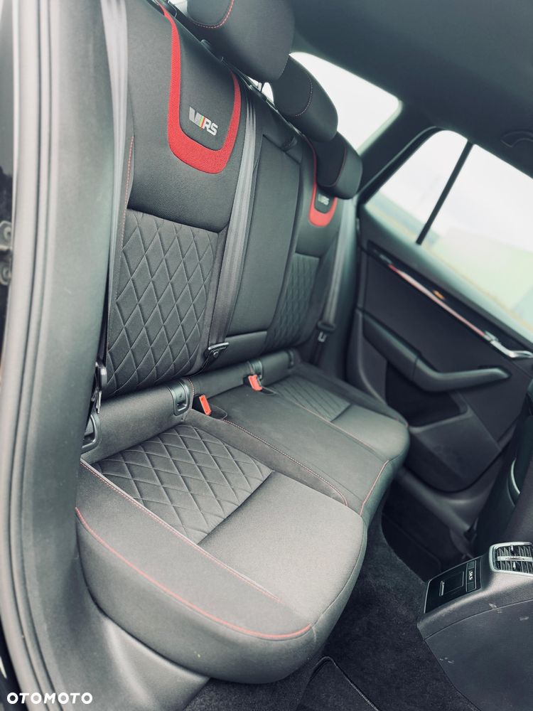 Skoda Octavia 2.0 TDI (Green tec) DSG RS - 13