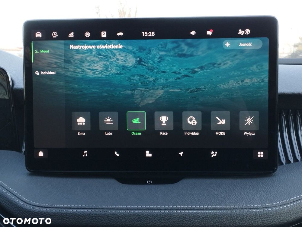 Skoda Superb 2.0 TSI 4x4 L&K DSG - 20