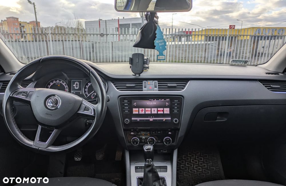 Skoda Octavia - 3