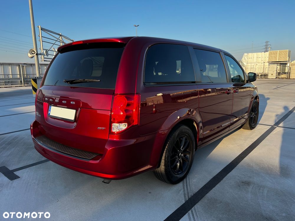 Dodge Grand Caravan 3.6 R/T - 6