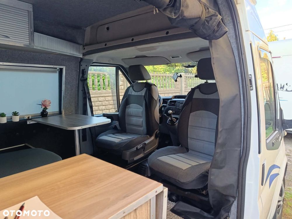 Ford Transit - 25