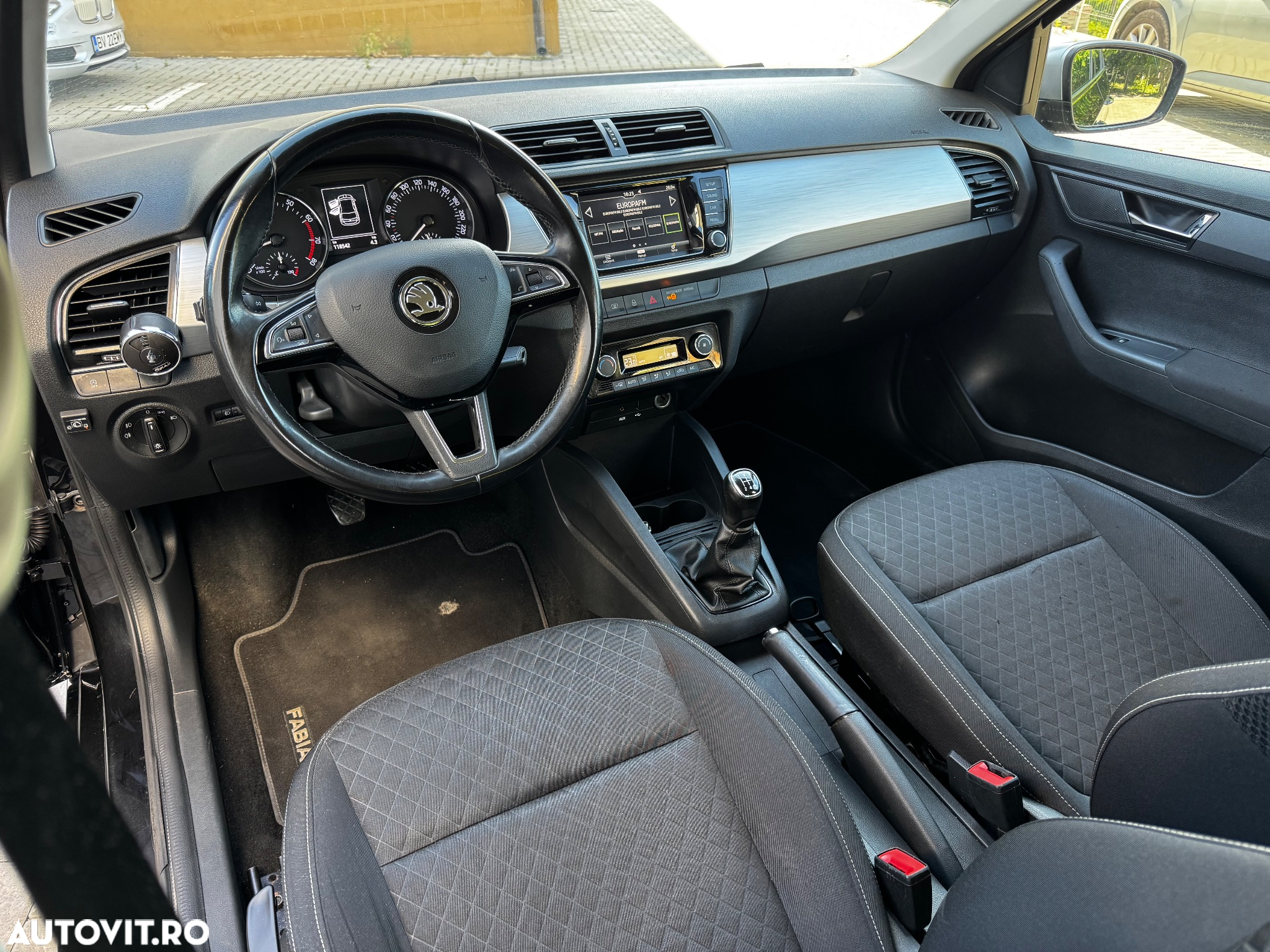 Skoda Fabia 1.0 MPI Ambition - 6