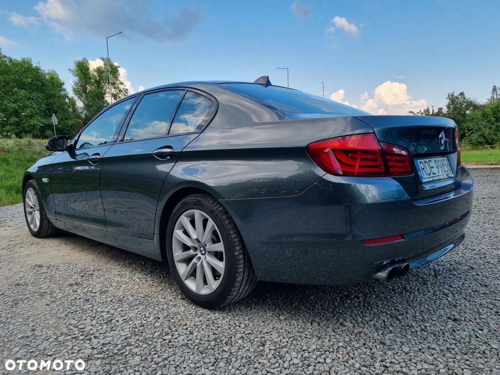 BMW Seria 5 528i Sport-Aut Luxury Line - 6