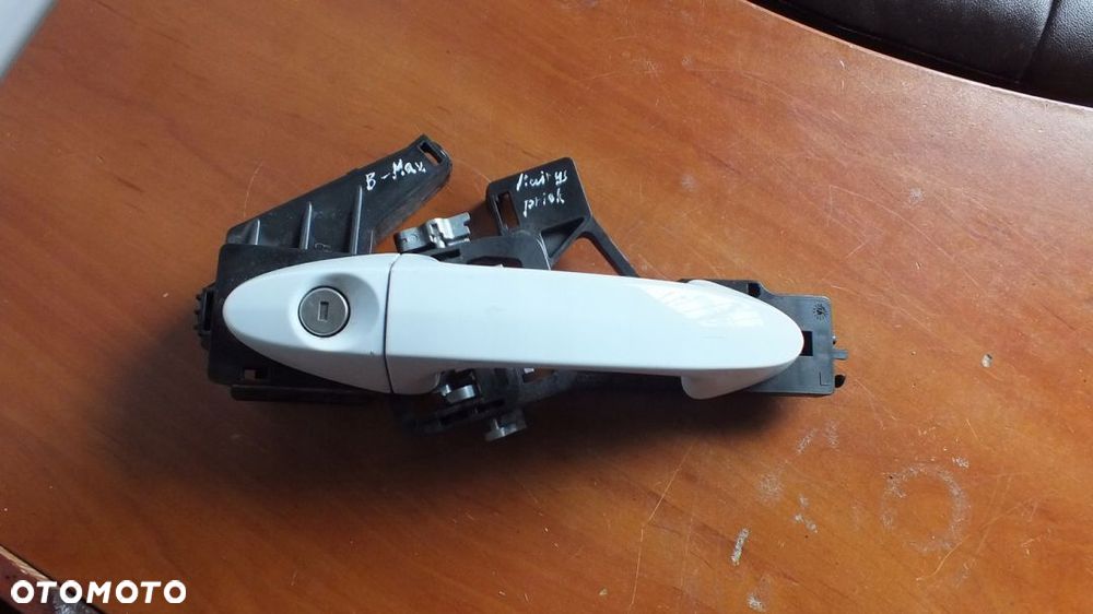 KLAMKA DRZWI LEWY PRZÓD FORD B-MAX AV11-R22465 - 1