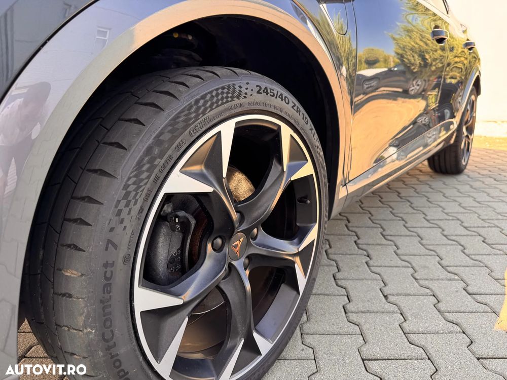 Cupra Formentor 1.4 e-HYBRID PHEV - 32
