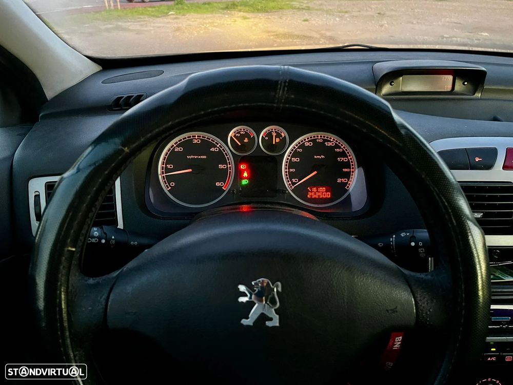 Peugeot 307 1.4 HDi Navtech - 7
