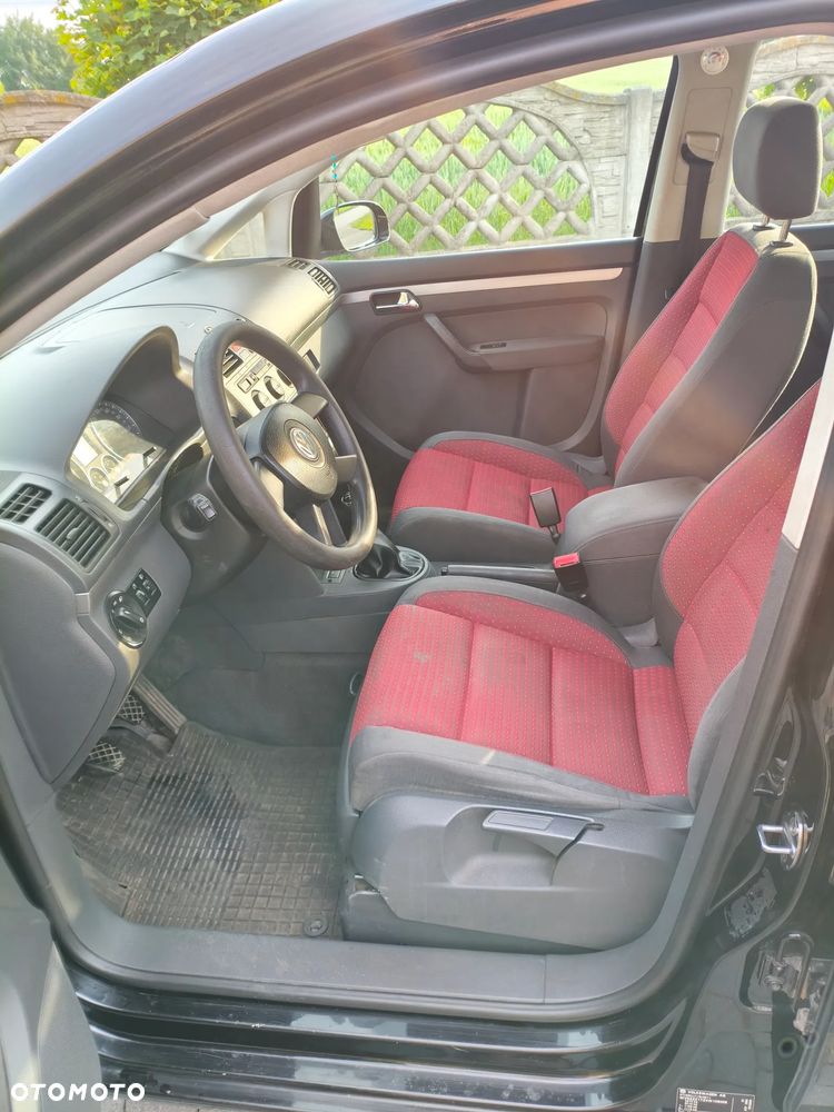 Volkswagen Touran 2.0 TDI Trendline - 13