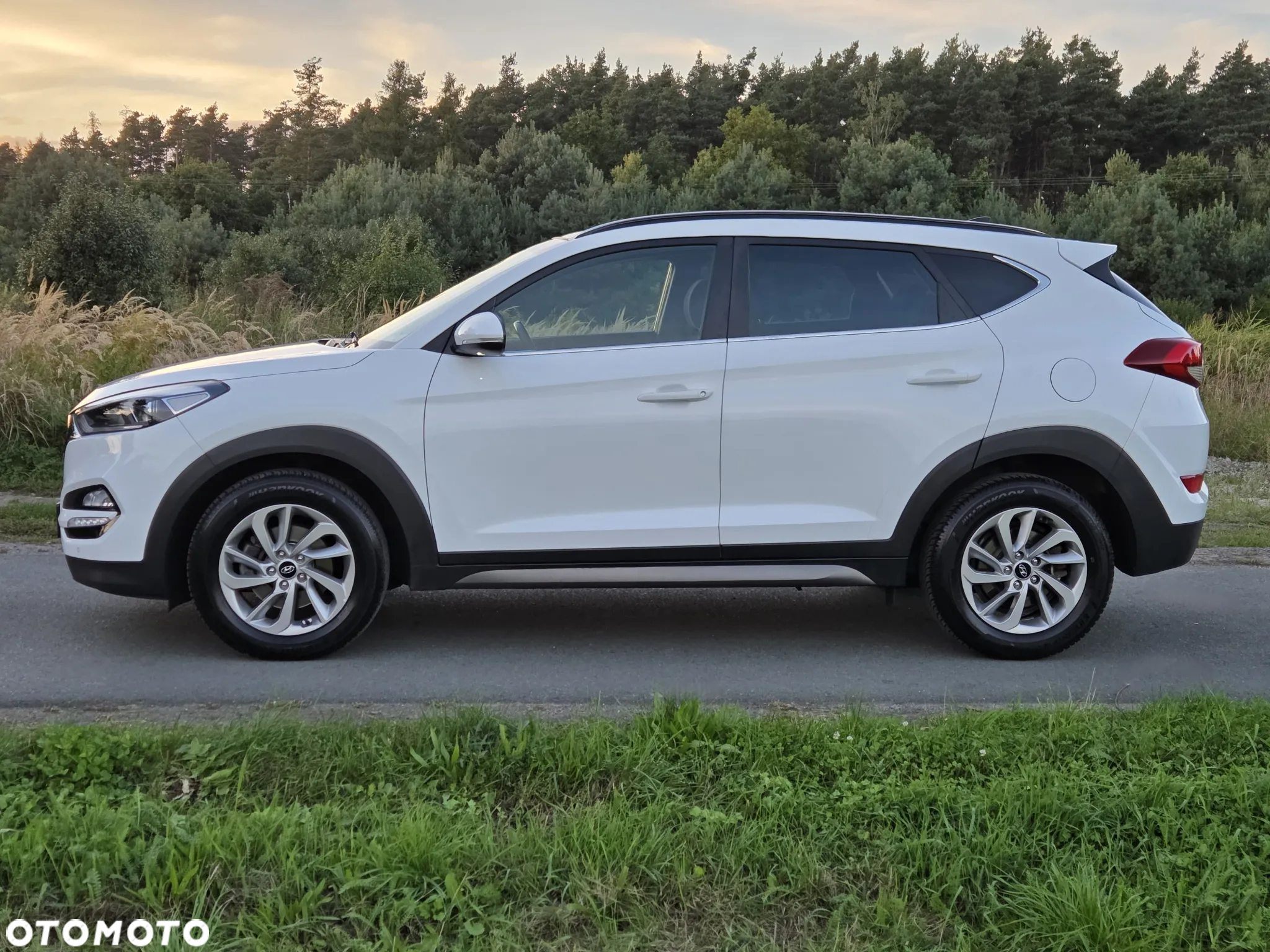 Hyundai Tucson blue 1.7 CRDi 2WD DCT Premium - 4