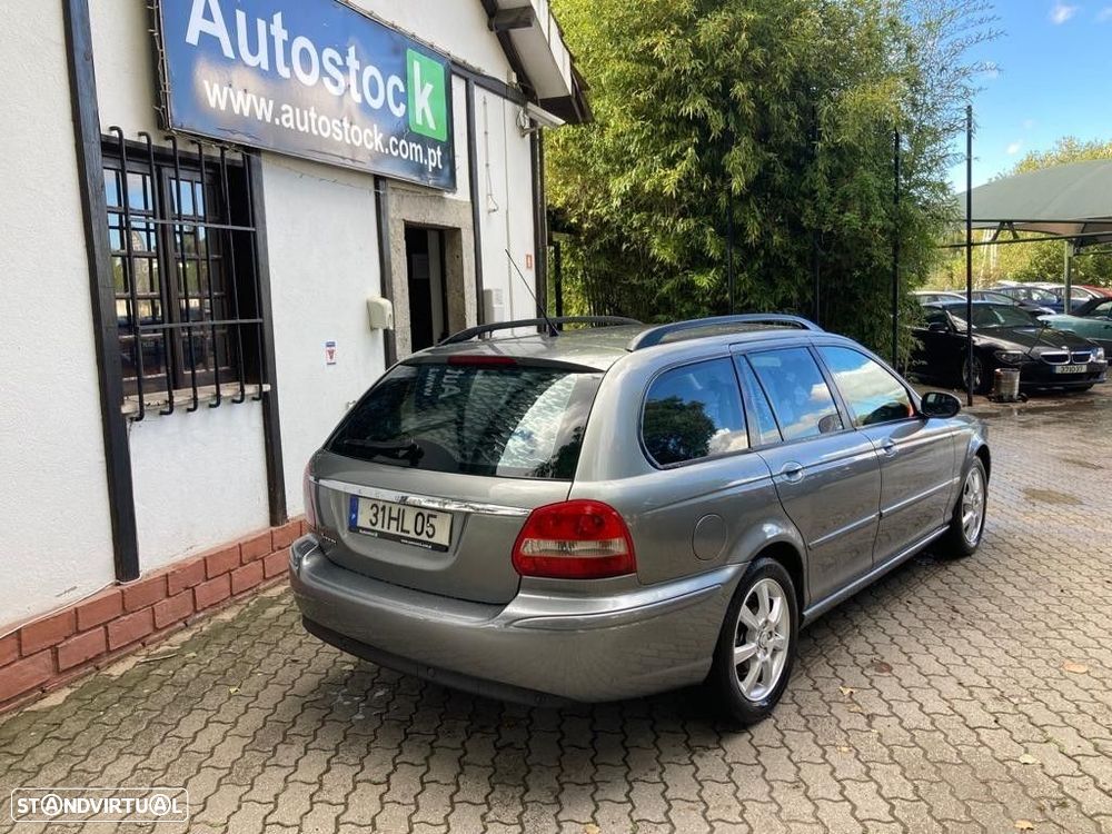 Jaguar X-Type SW 2.0 D Executive - 4