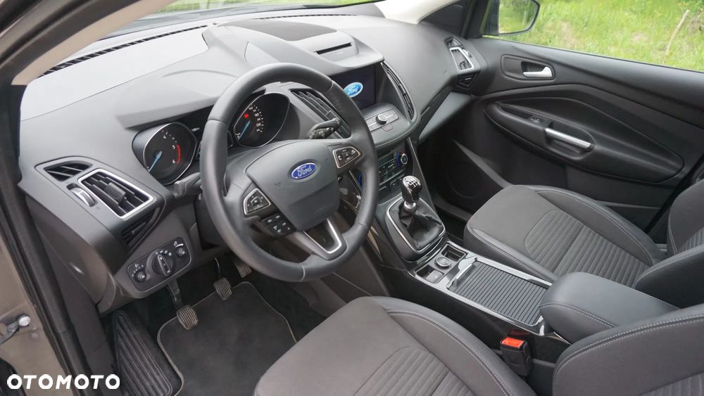 Ford Kuga 1.5 TDCi FWD Titanium - 17