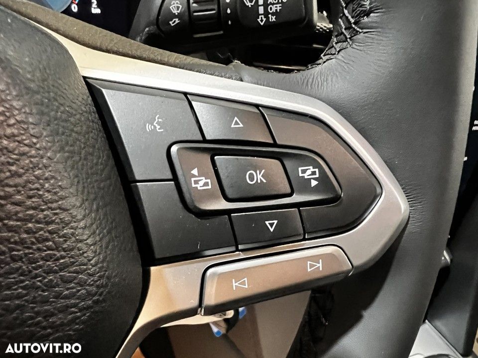 Volkswagen Amarok - 11