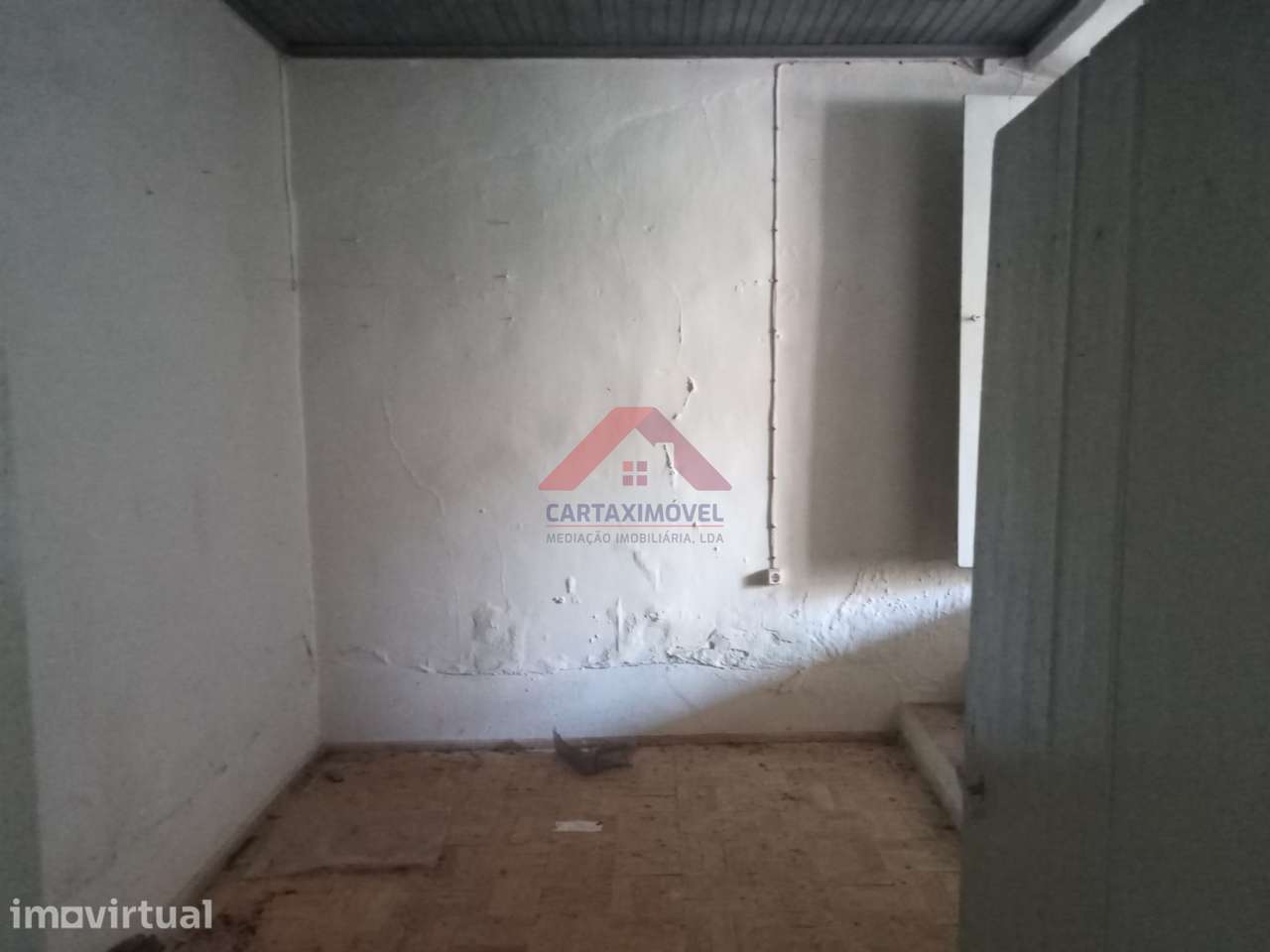 Moradia para Restaurar T2 Venda em Almoster,Santarém - Grande imagem: 4/30