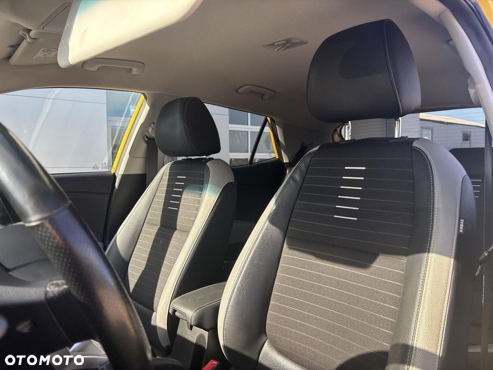 Kia Stonic 1.4 L - 11