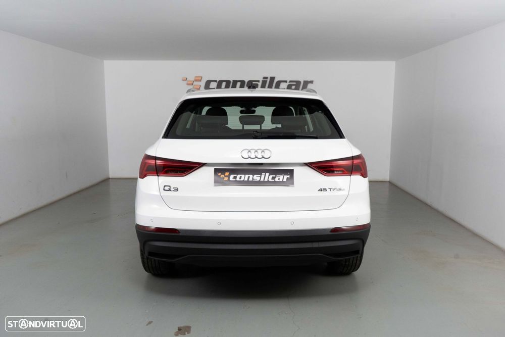 Audi Q3 45 TFSIe S tronic - 5