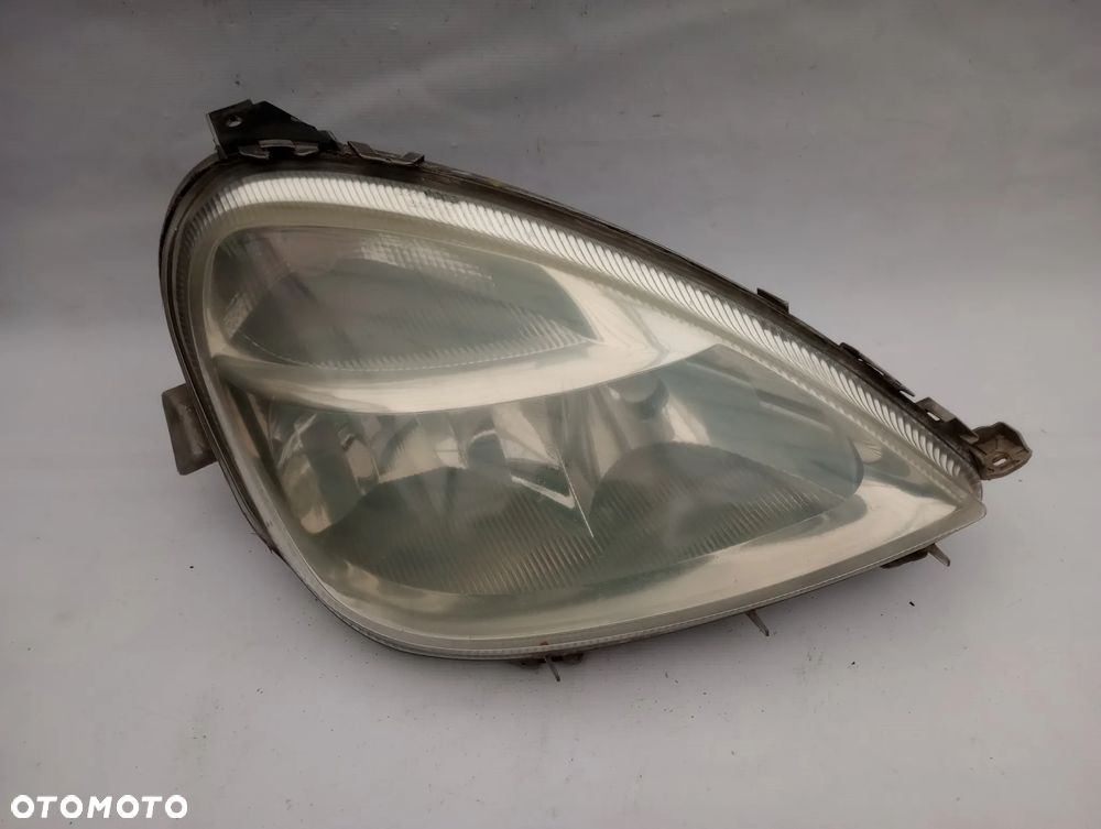 Lampa Przednia Prawy Przód Mercedes W168 A1688201861 - 1